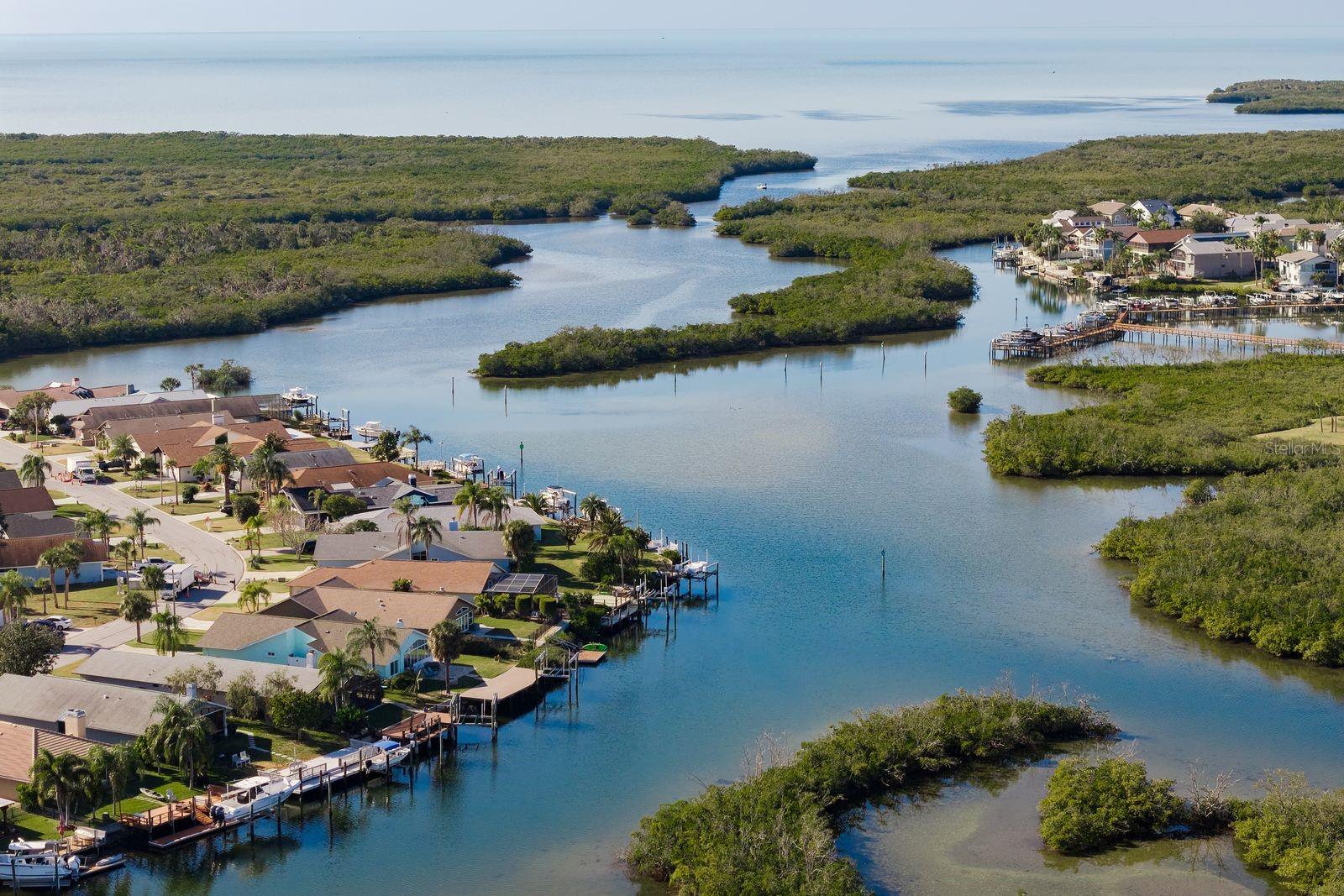 Listing photo id 49 for 4537 Rickover Court