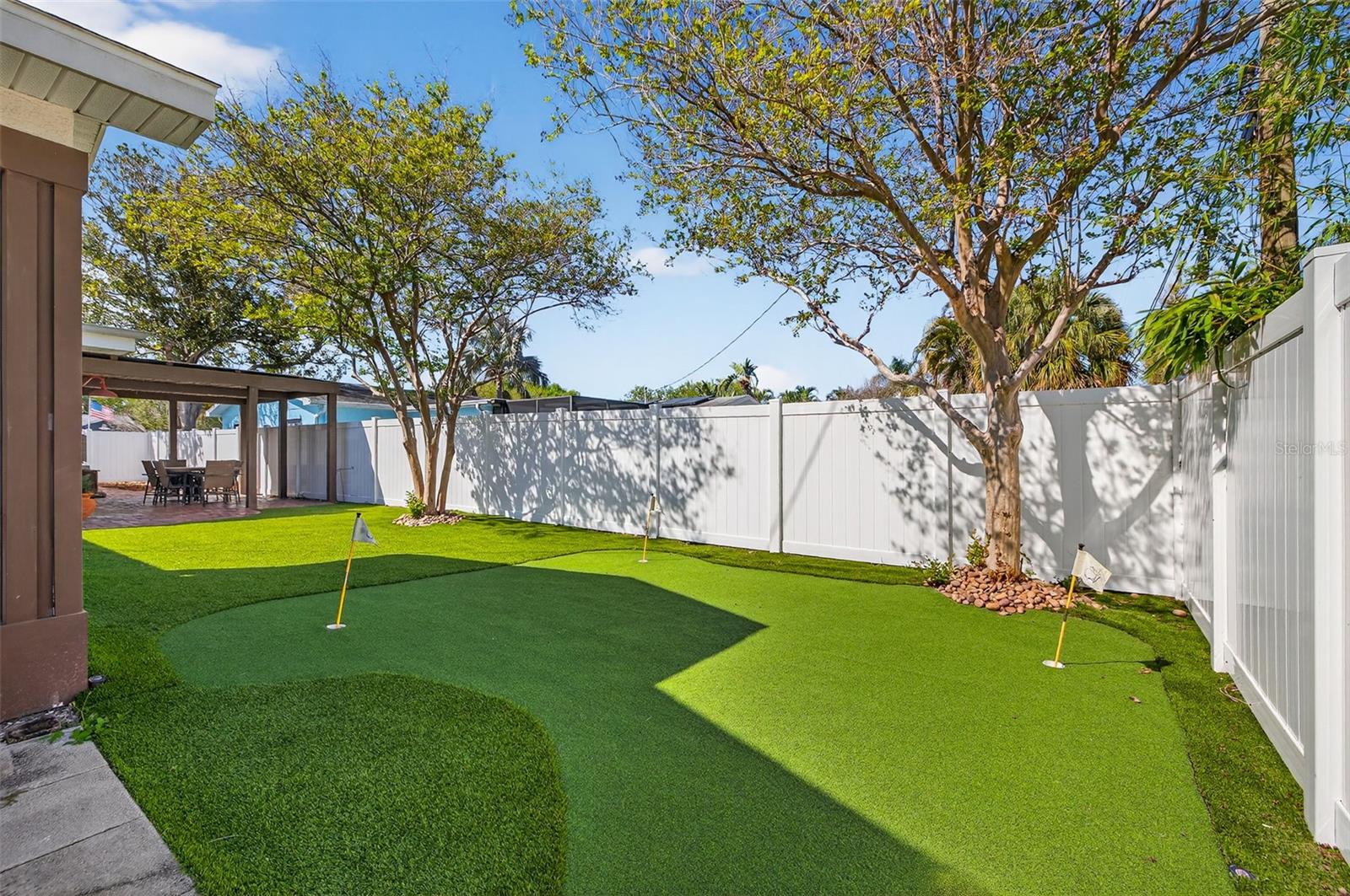 Image 31 of 40 For 939 39th Avenue Ne