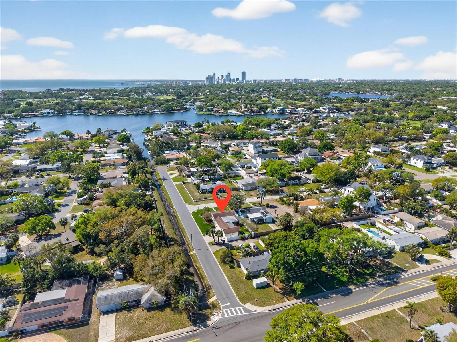 Image 36 of 40 For 939 39th Avenue Ne