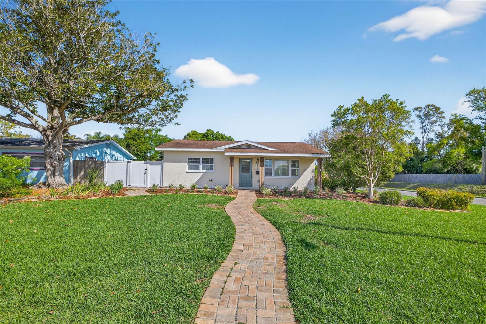 Image 38 of 40 For 939 39th Avenue Ne