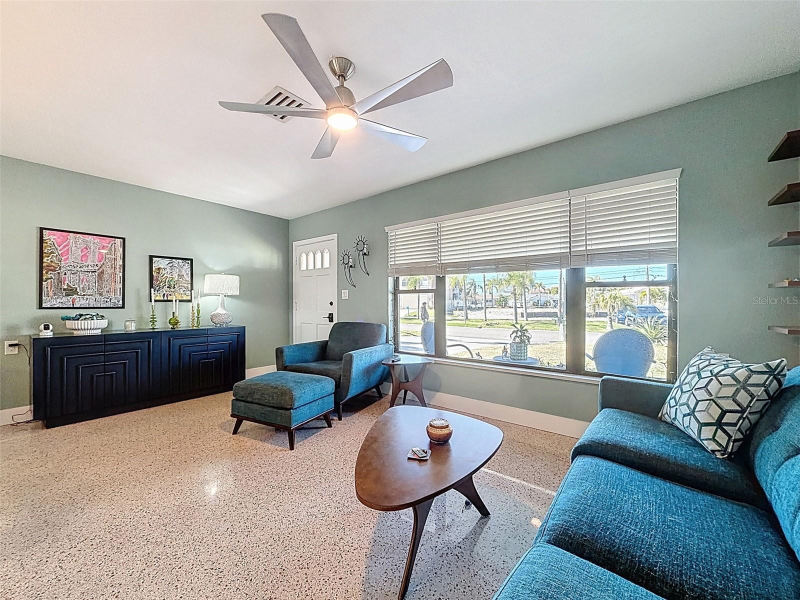 Image 11 of 45 For 2269 Carolyn Drive