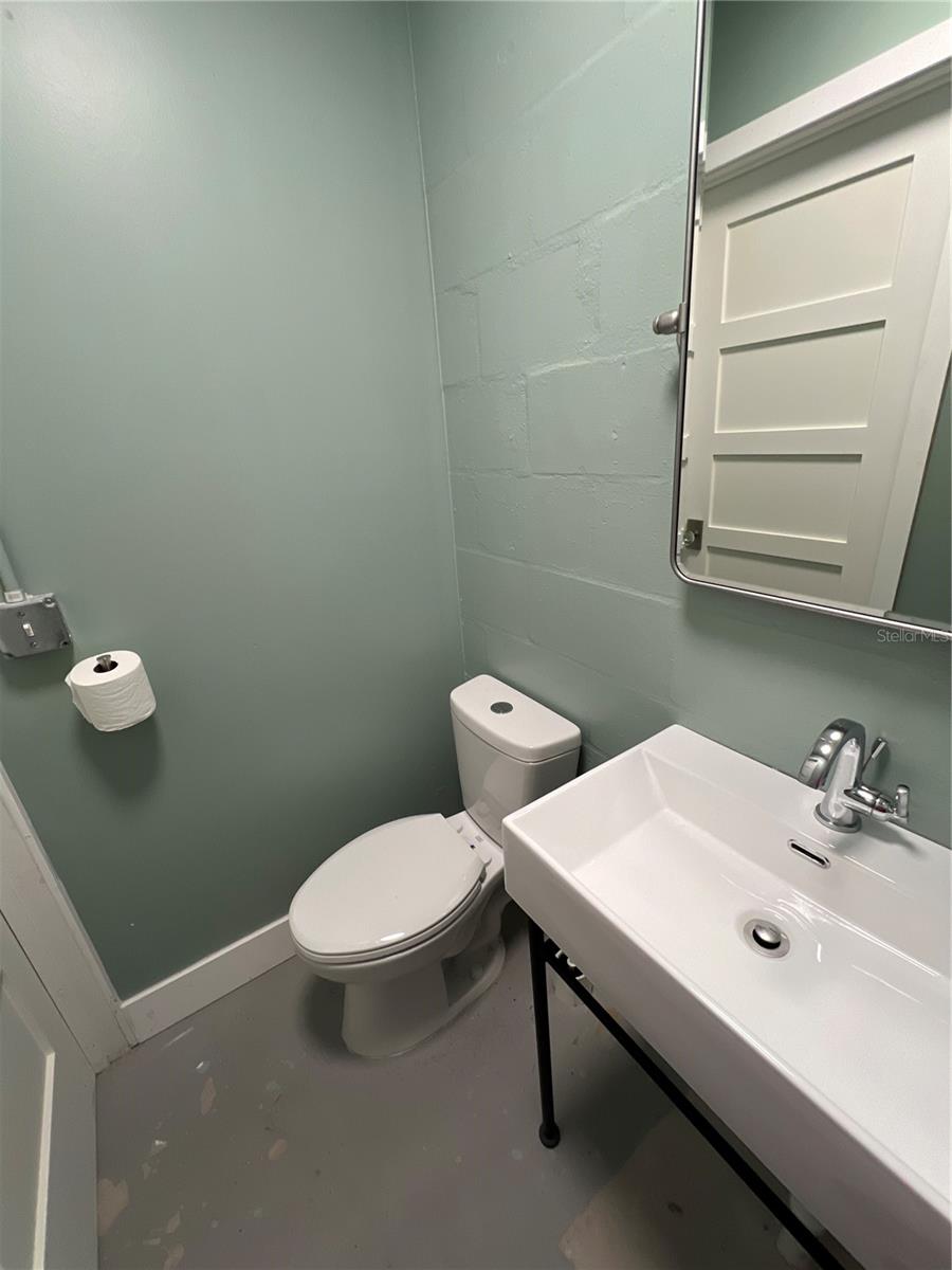 Image 39 of 45 For 2269 Carolyn Drive