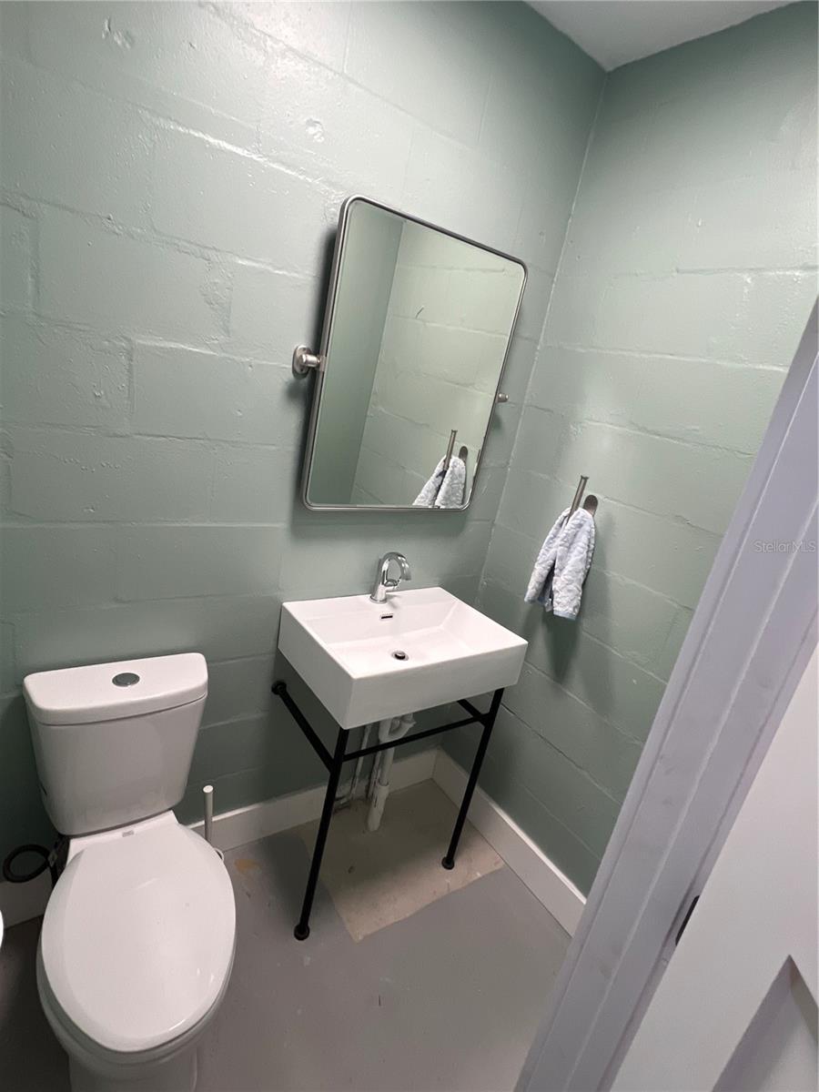 Image 40 of 45 For 2269 Carolyn Drive