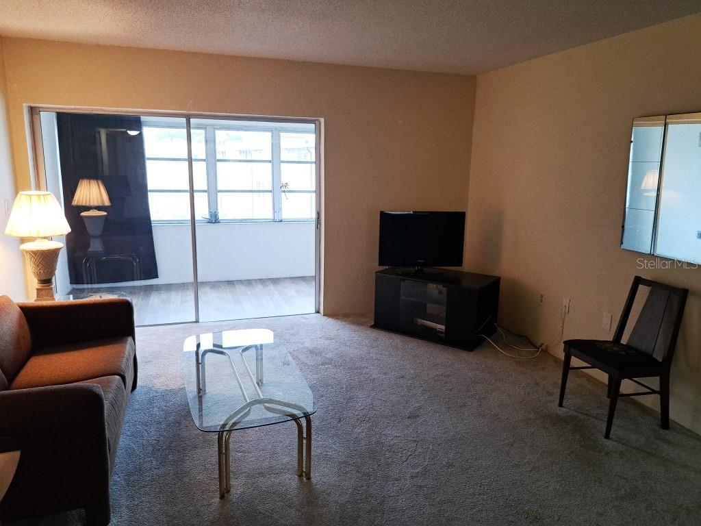 Image 6 of 21 For 4600 98th Way N D-309