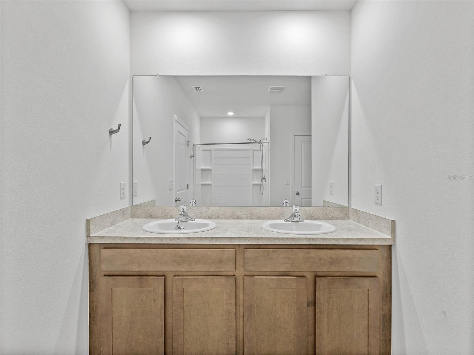 Image 18 of 31 For 16549 Secret Meadow Drive