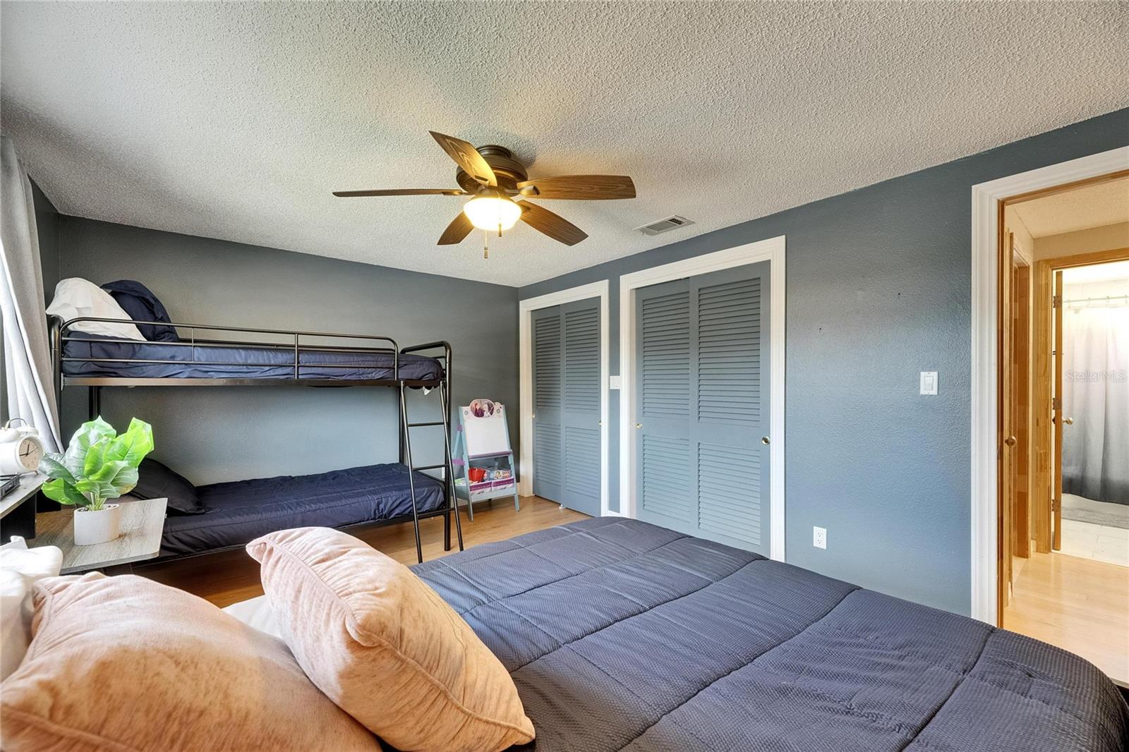 Image 24 of 42 For 4710 Travertine Drive