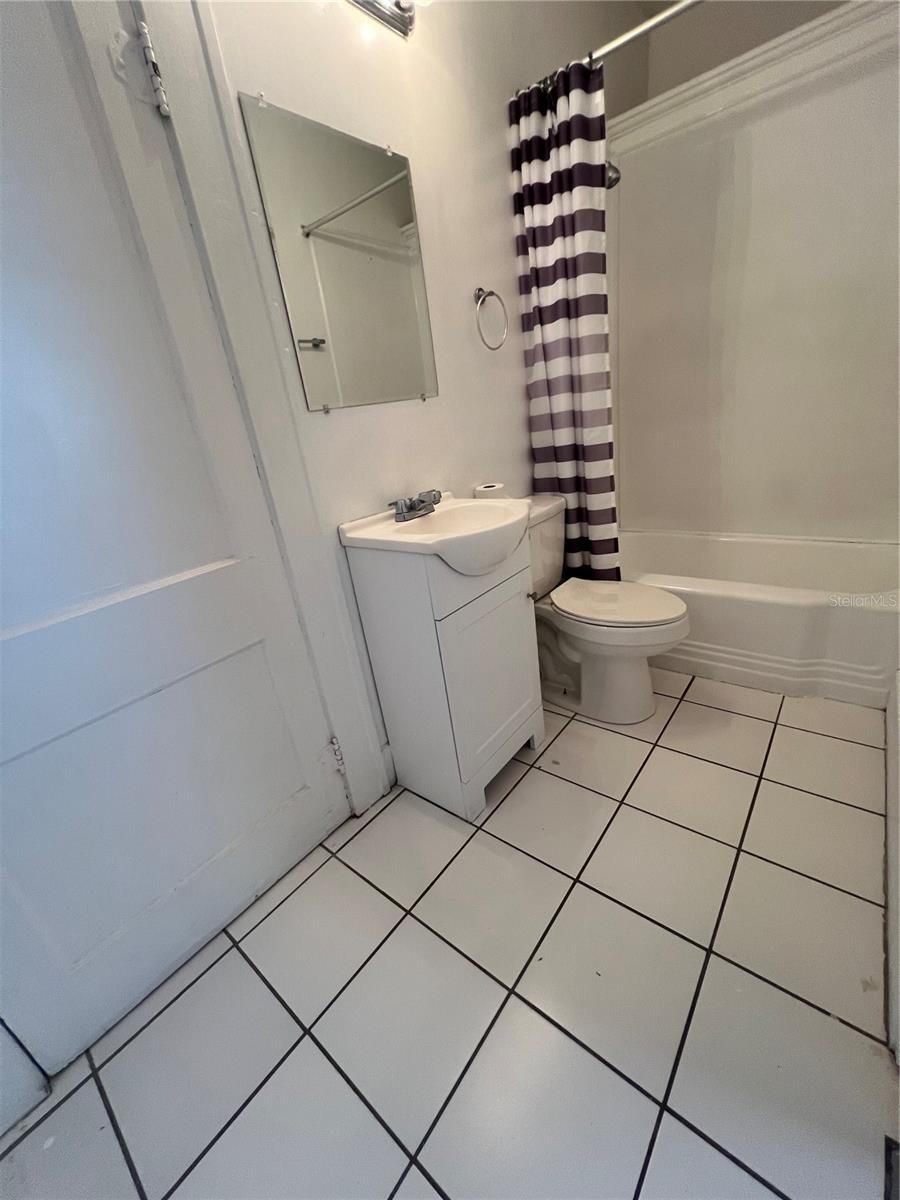 Image 9 of 12 For 1300 Dr Martin Luther King Jr Street S