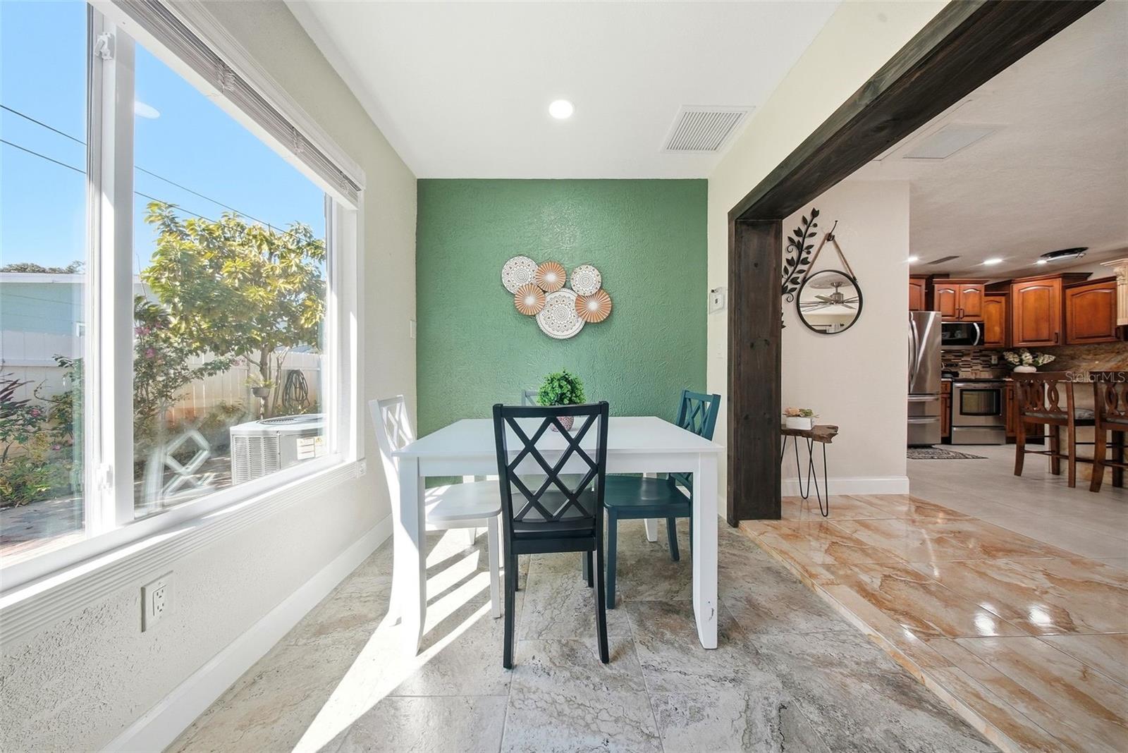 Image 26 of 65 For 5950 49 Avenue N