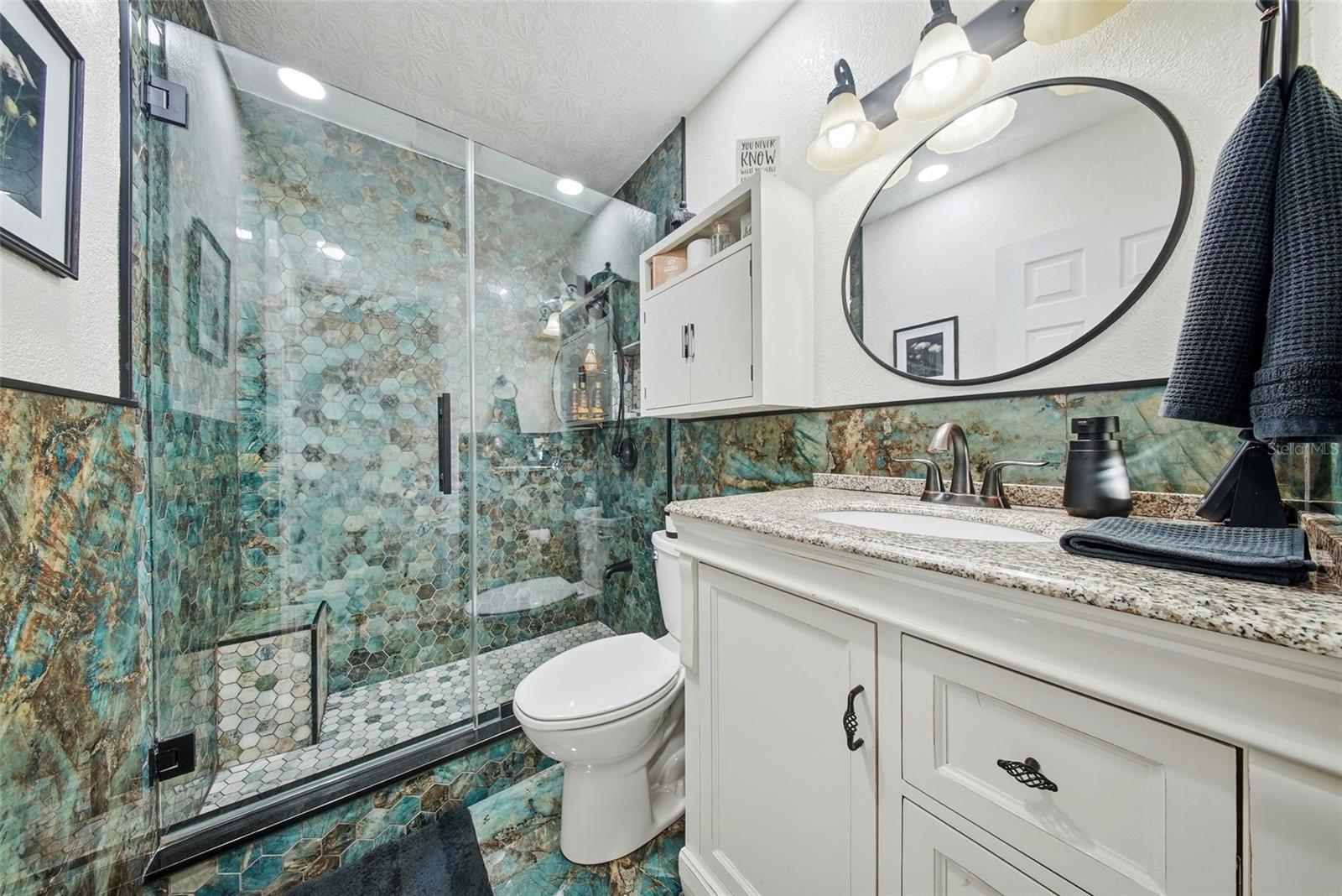 Image 32 of 65 For 5950 49 Avenue N