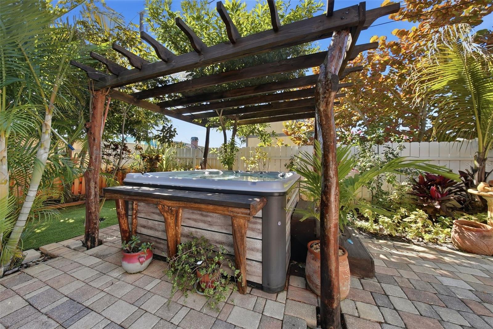 Image 45 of 65 For 5950 49 Avenue N