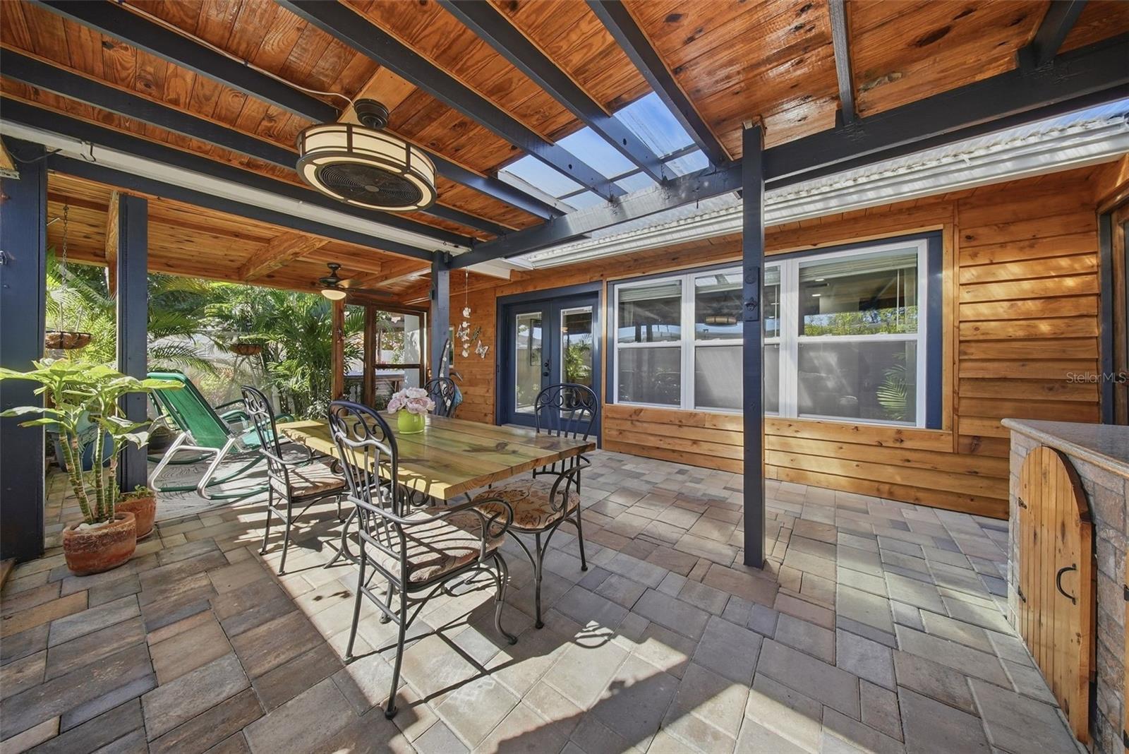 Image 52 of 65 For 5950 49 Avenue N