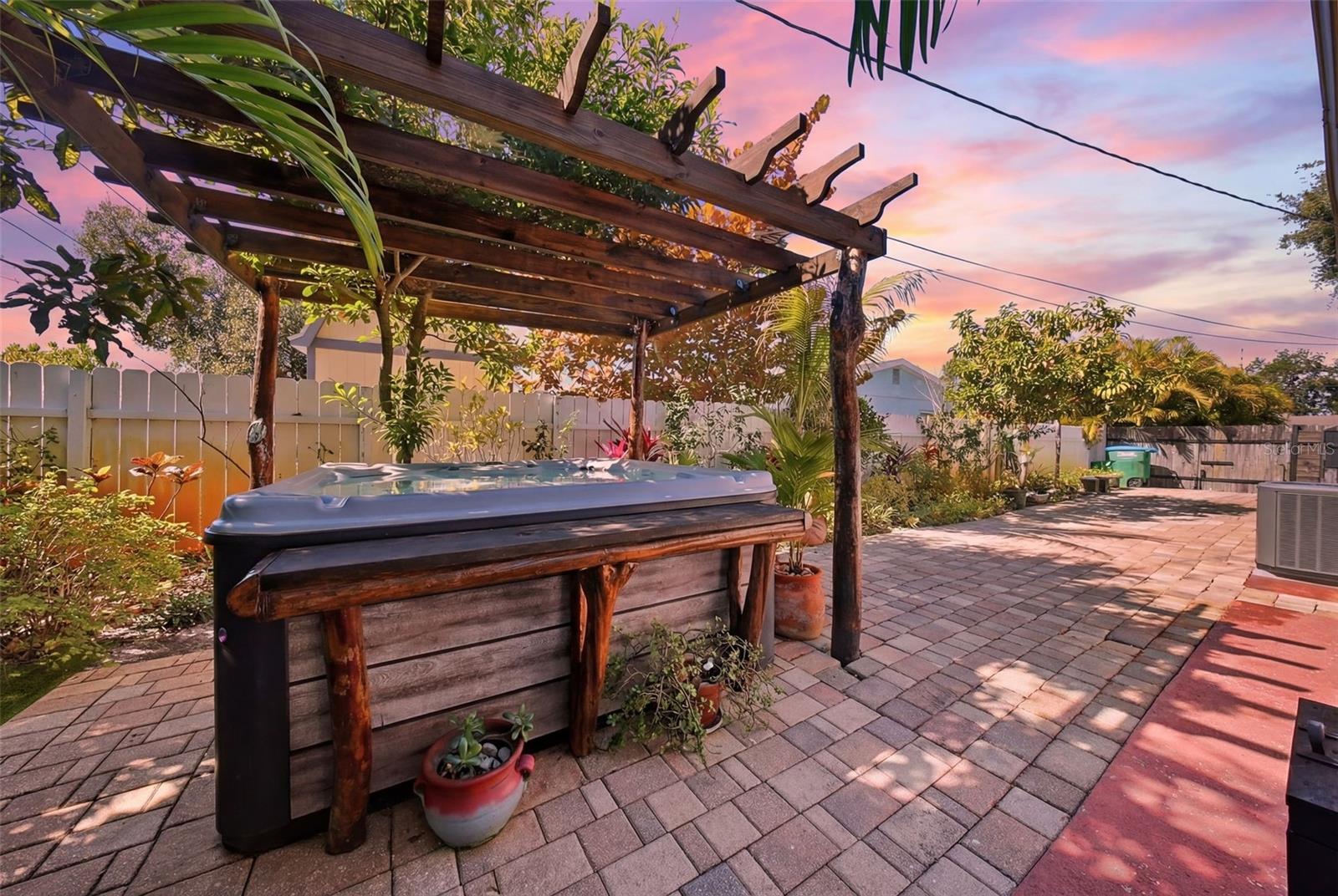 Image 55 of 65 For 5950 49 Avenue N