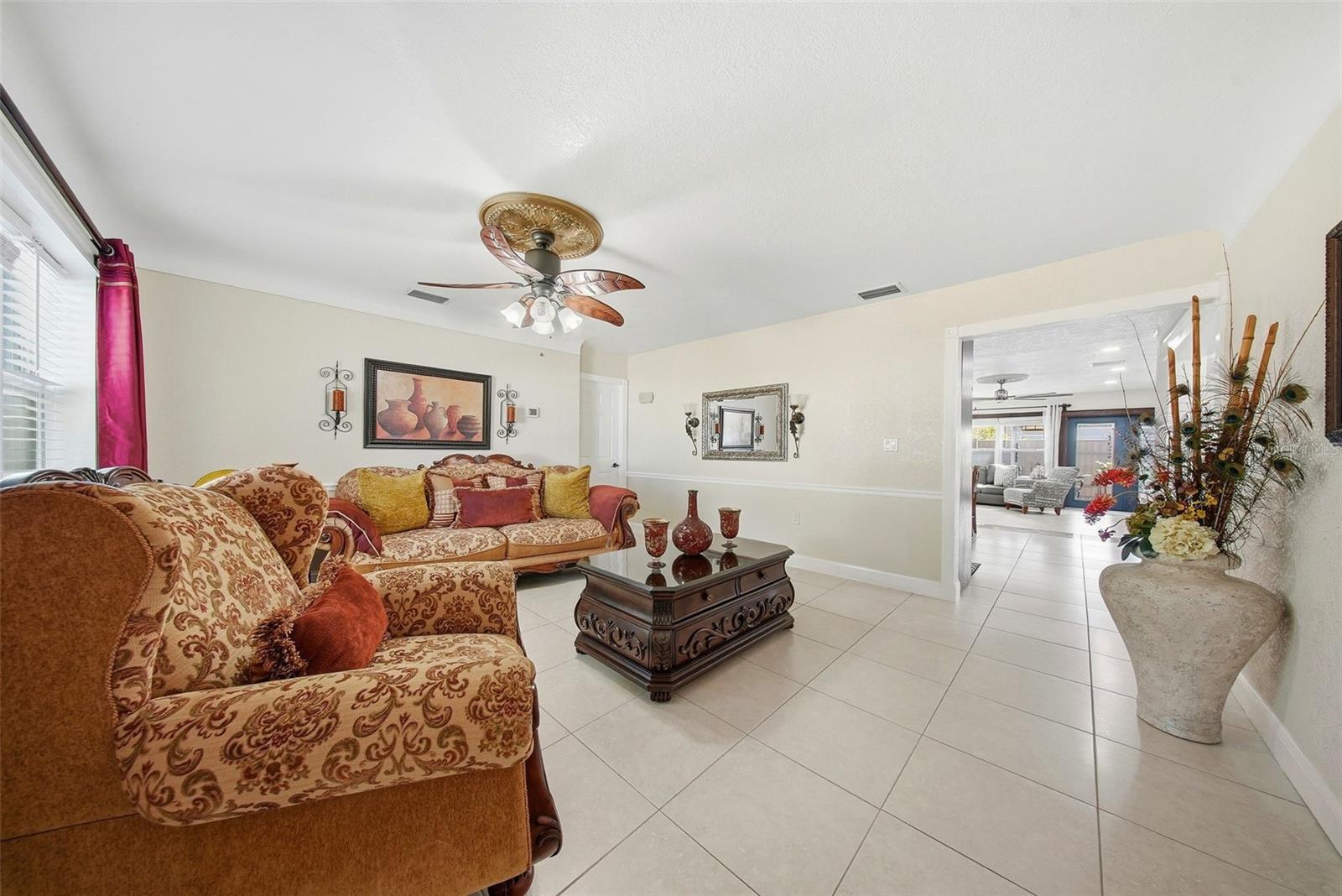 Image 8 of 65 For 5950 49 Avenue N