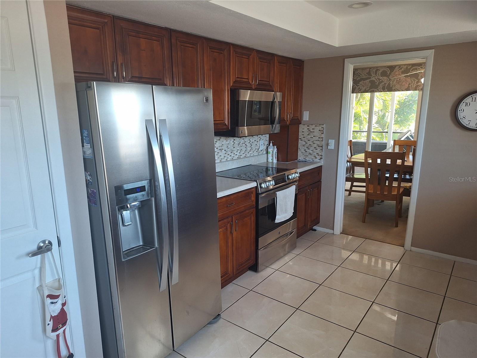 Image 7 of 9 For 413 161st Avenue