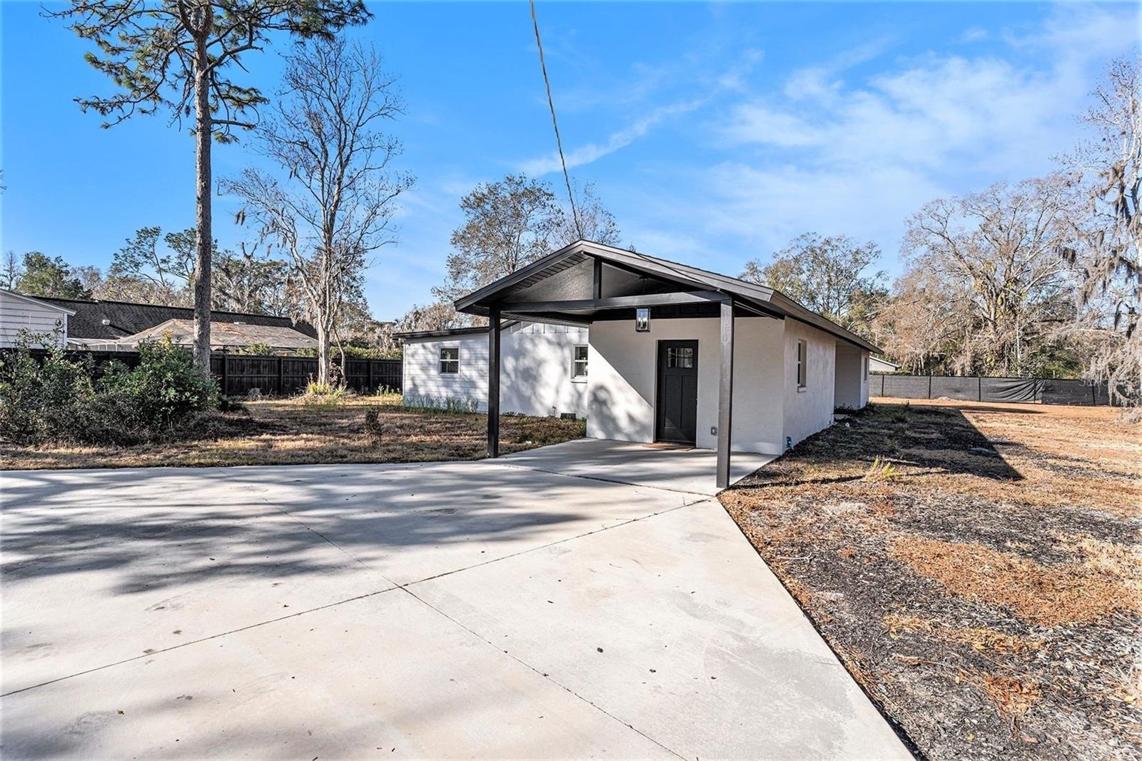 Image 11 of 33 For 7414 Van Dyke Road