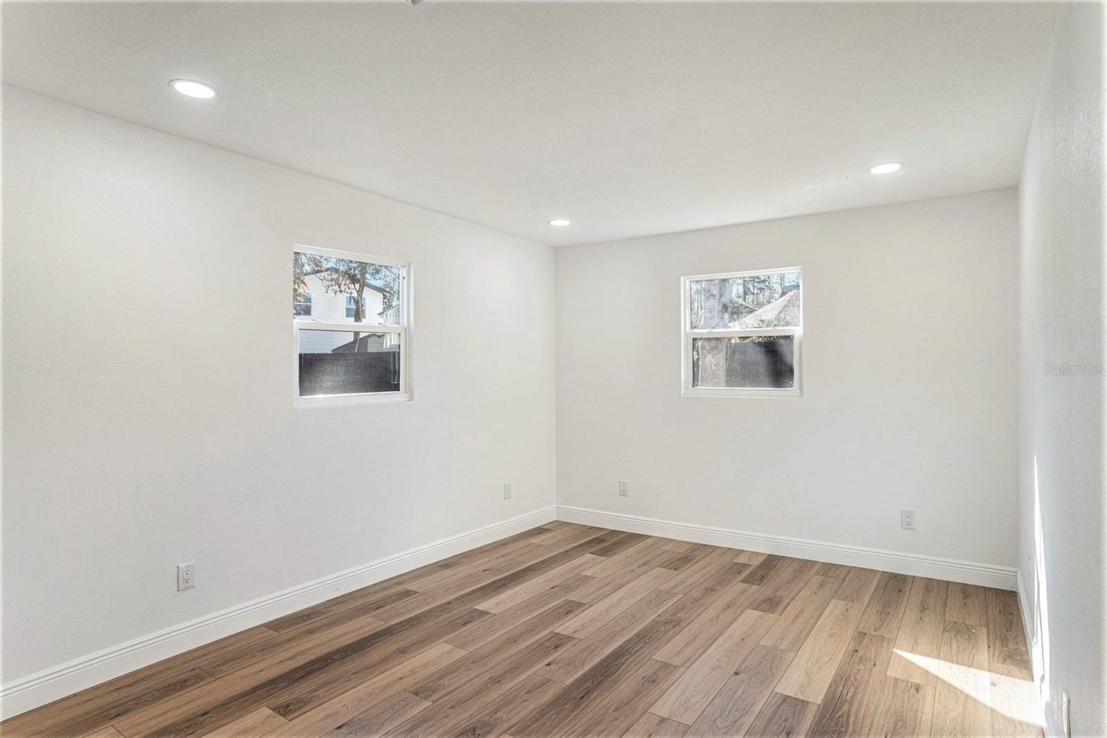 Image 18 of 33 For 7414 Van Dyke Road