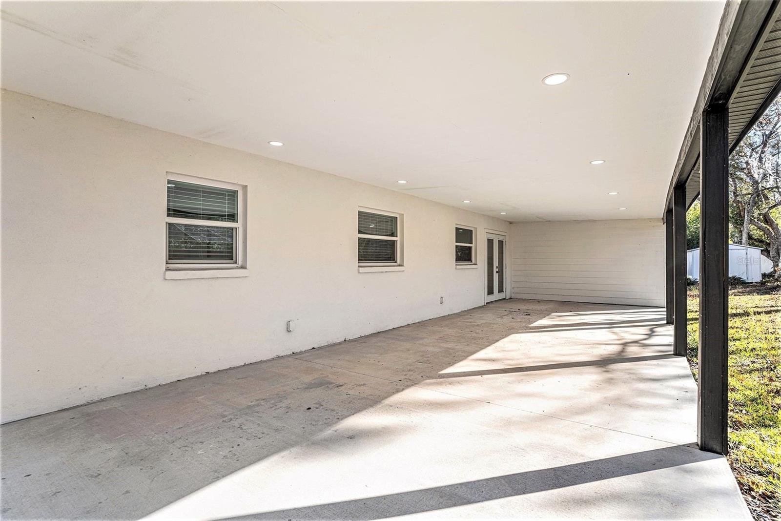 Image 8 of 33 For 7414 Van Dyke Road