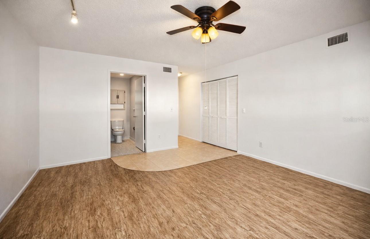 Image 12 of 56 For 2222 Norwegian Drive 16