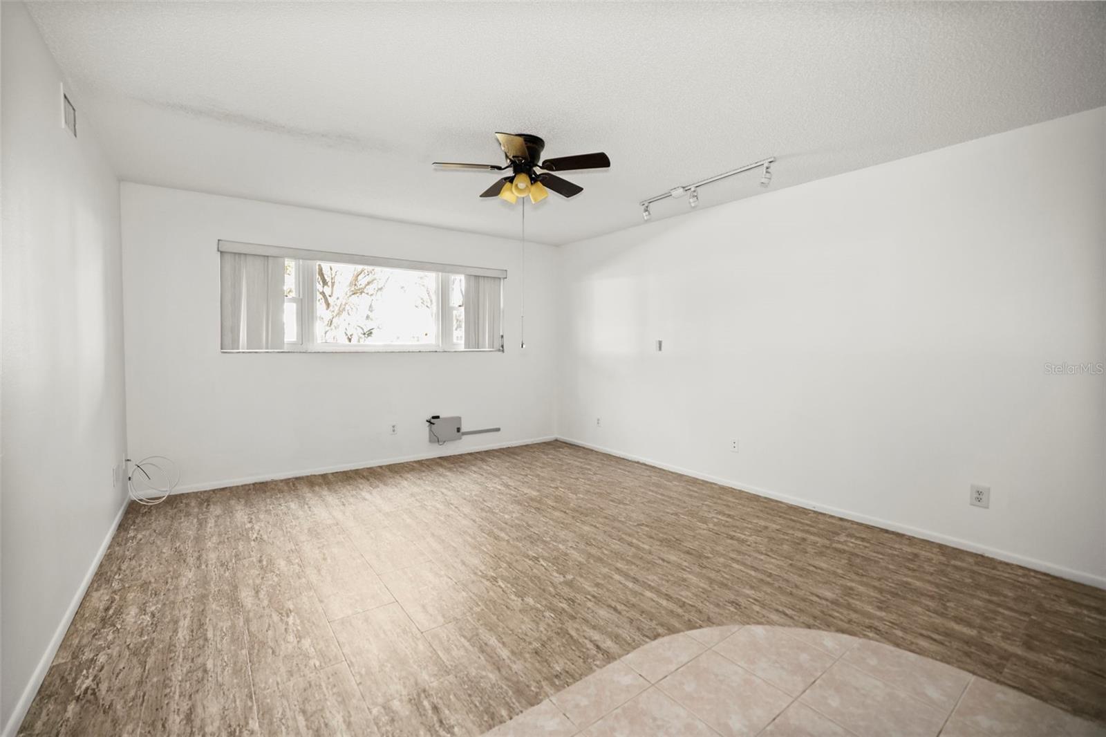 Image 15 of 56 For 2222 Norwegian Drive 16