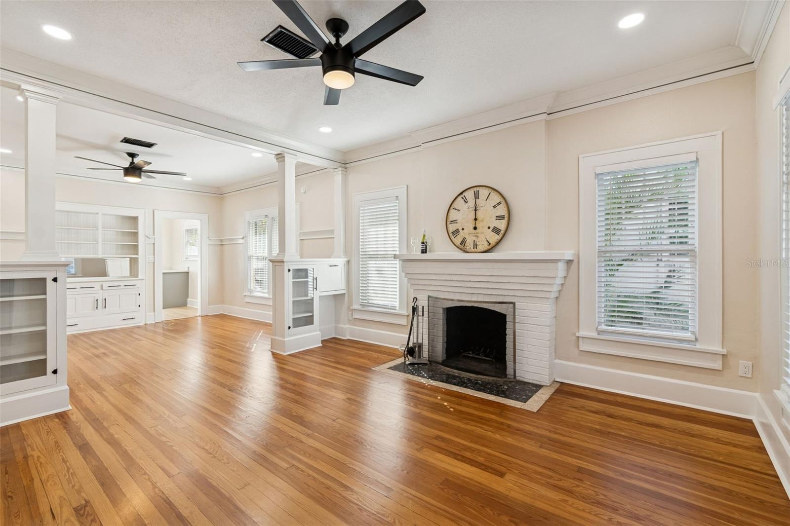 Image 12 of 42 For 322 11th Avenue N