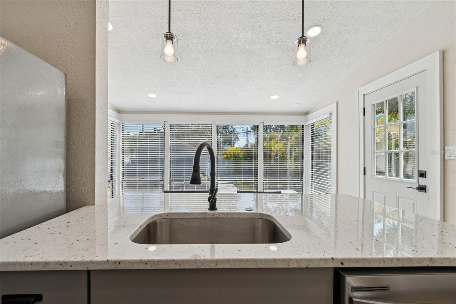 Image 19 of 42 For 322 11th Avenue N