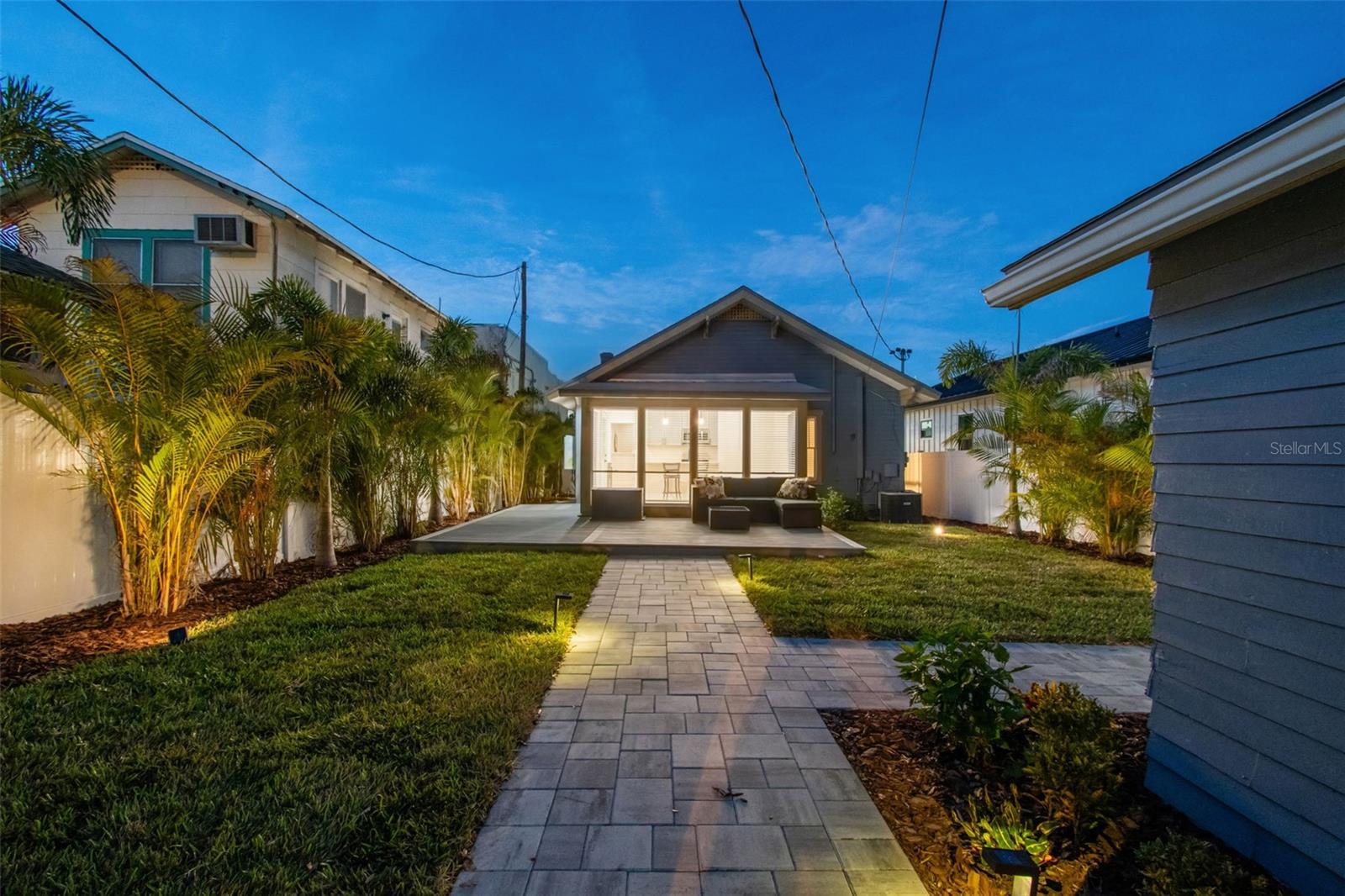 Image 33 of 42 For 322 11th Avenue N