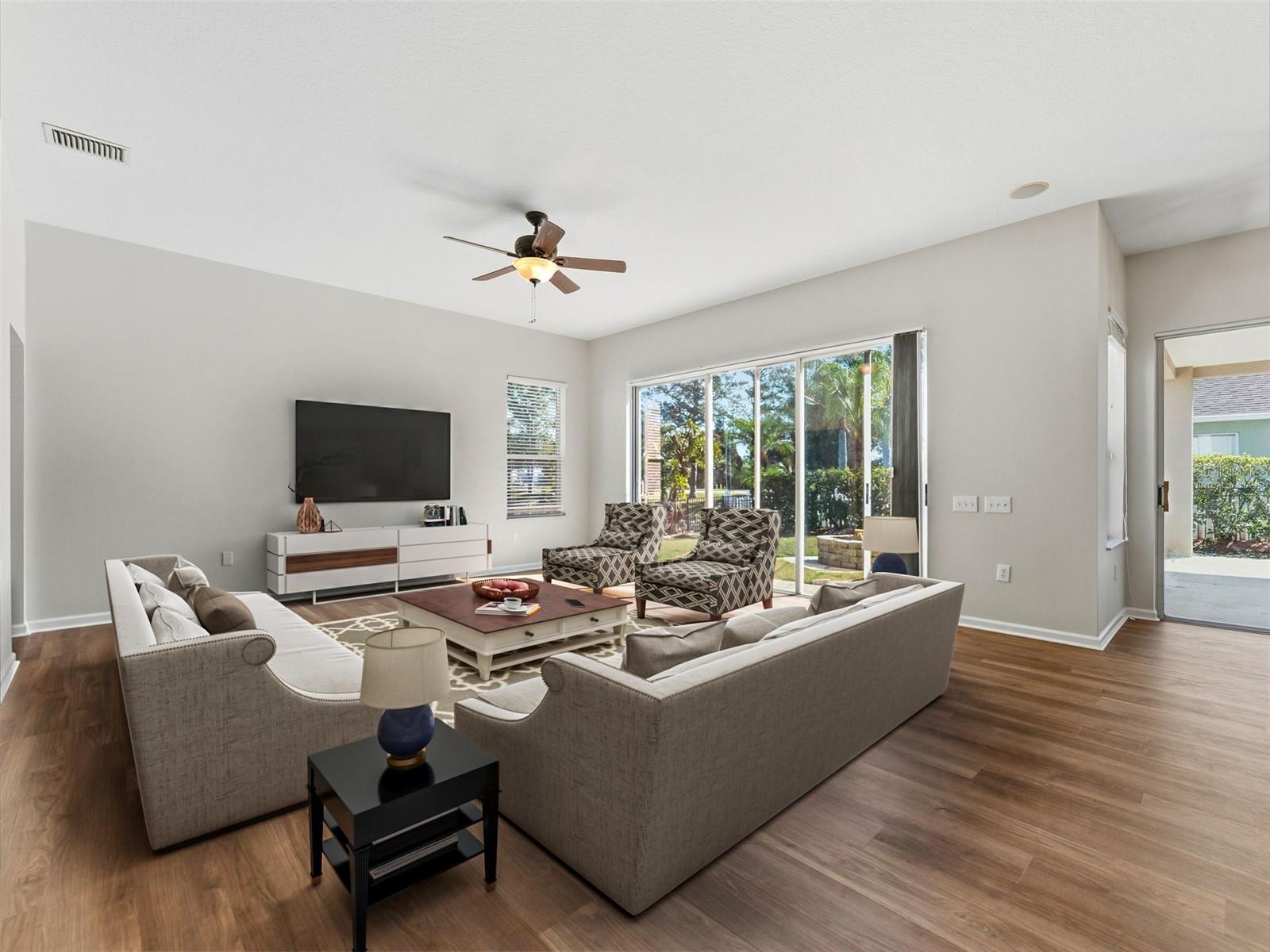 Image 14 of 63 For 5446 Spectacular Bid Drive