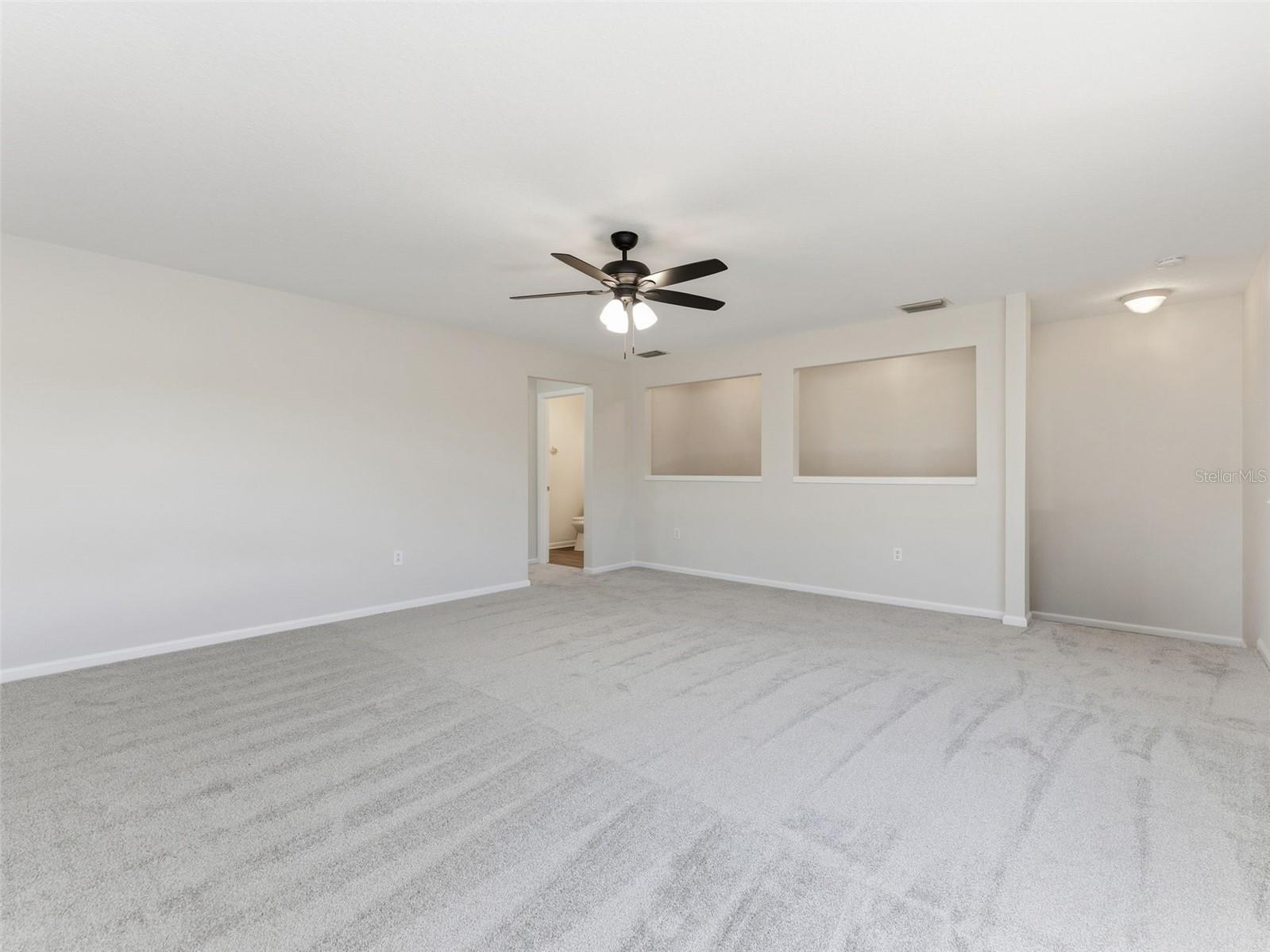 Image 37 of 63 For 5446 Spectacular Bid Drive