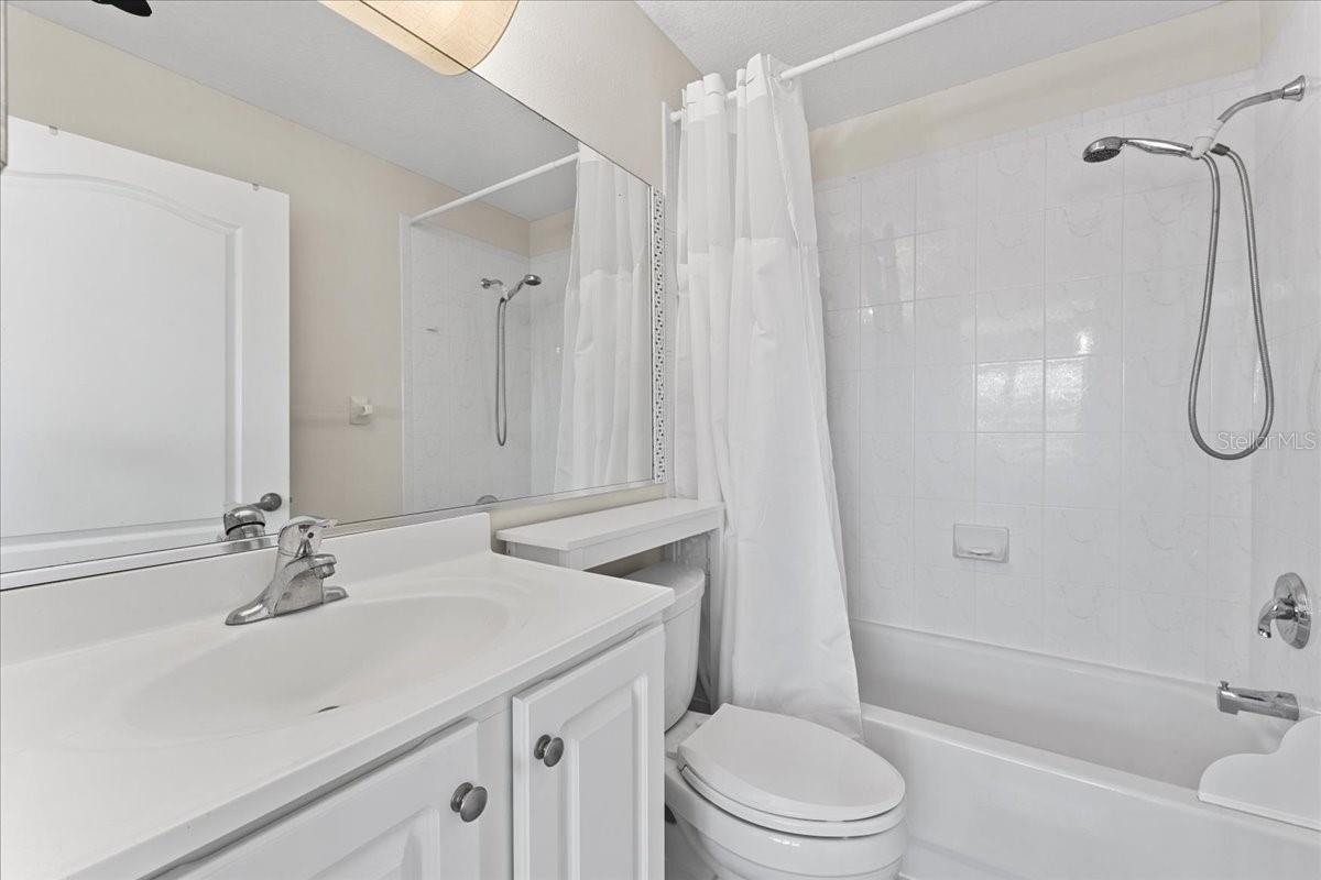 Image 33 of 54 For 5627 Red Snapper Court