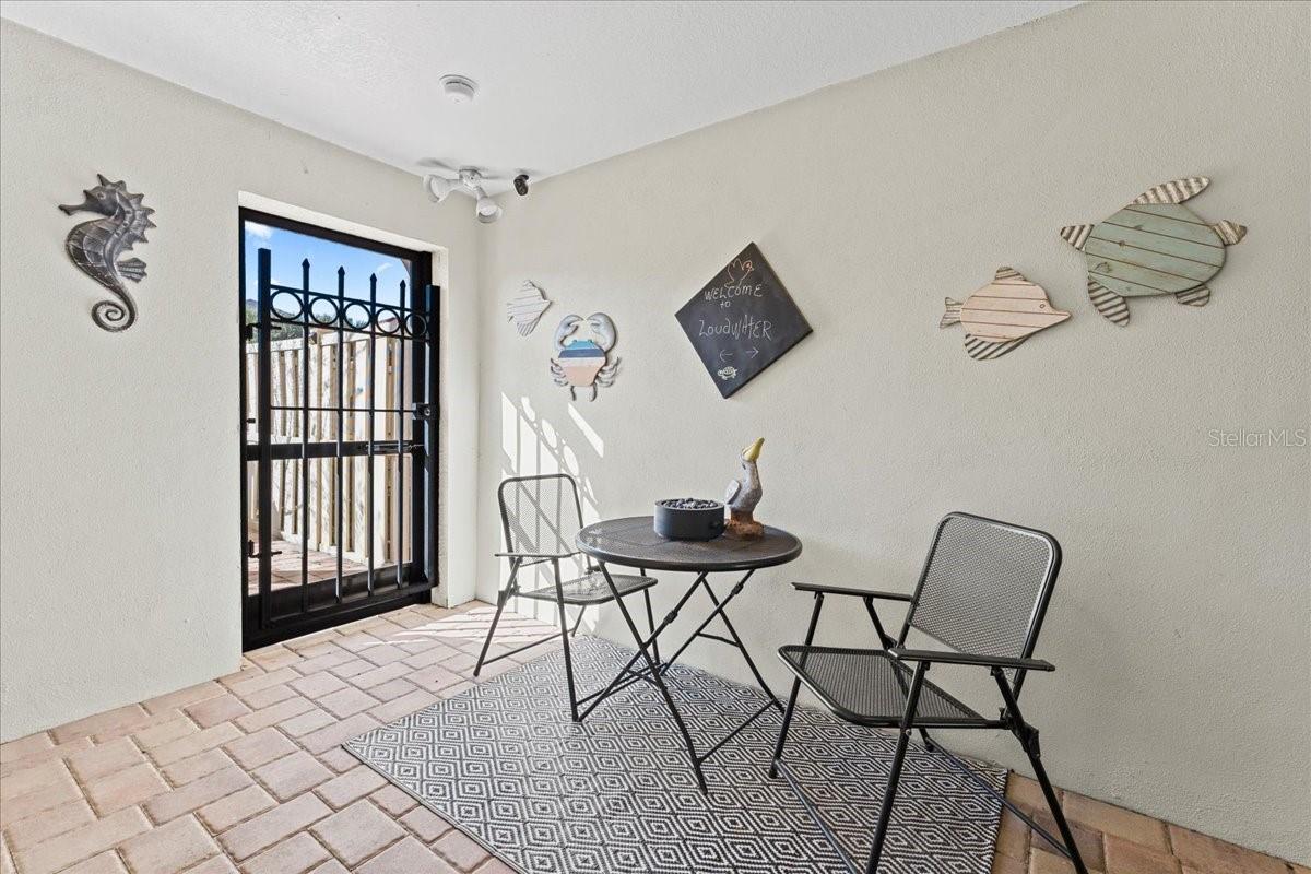 Image 5 of 54 For 5627 Red Snapper Court