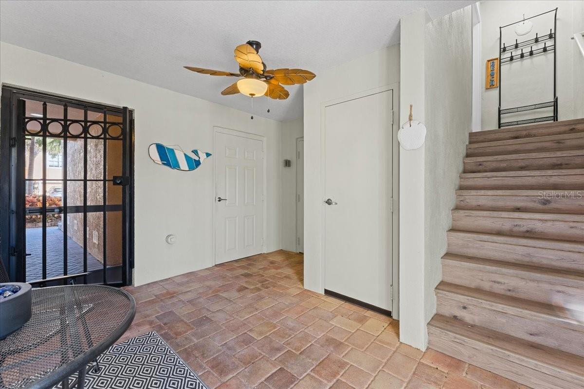 Image 6 of 54 For 5627 Red Snapper Court