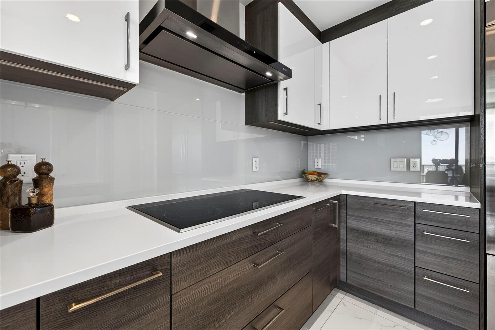 Listing photo id 19 for 100 1st Avenue N 2206