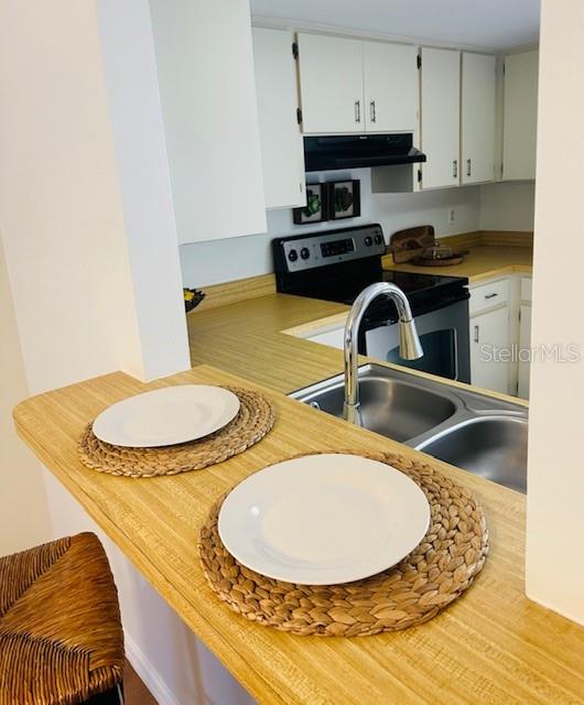 Image 6 of 19 For 2033 Hawkhurst Circle 180