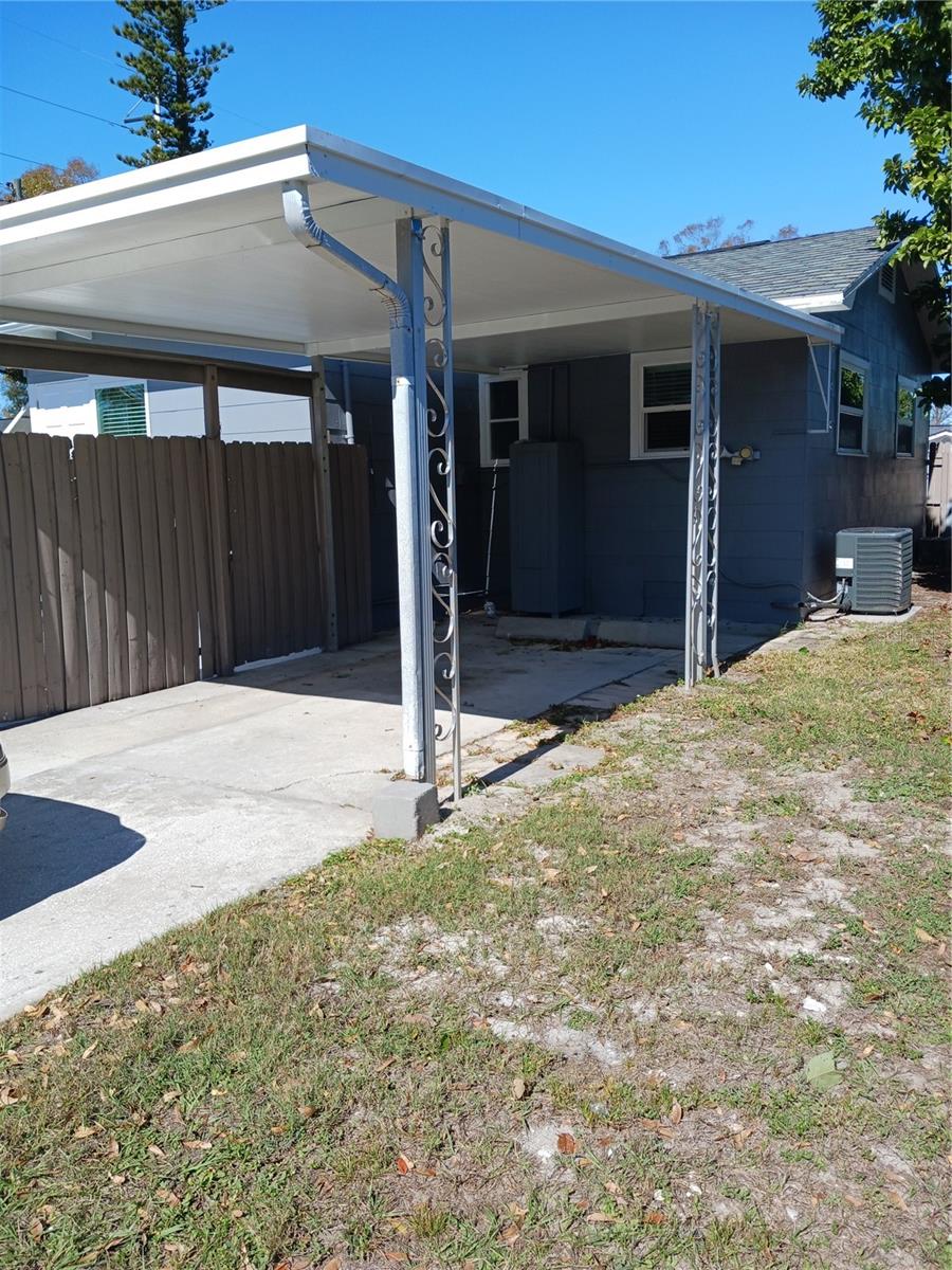 Image 4 of 30 For 2730 40th Avenue N