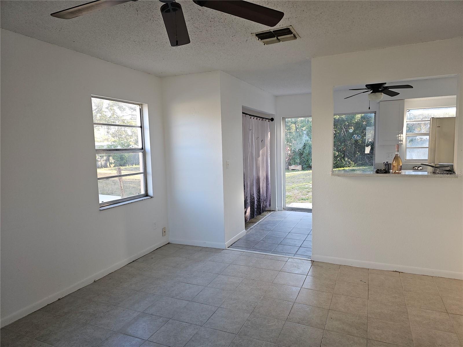 Image 7 of 20 For 2156 19th Avenue Sw