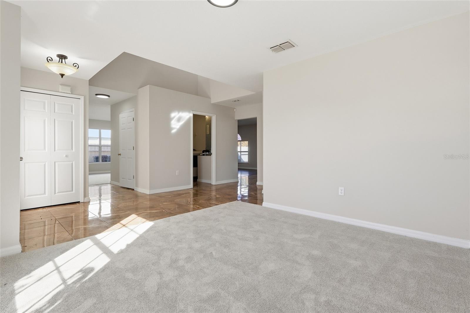 Image 19 of 33 For 5328 Michael Drive