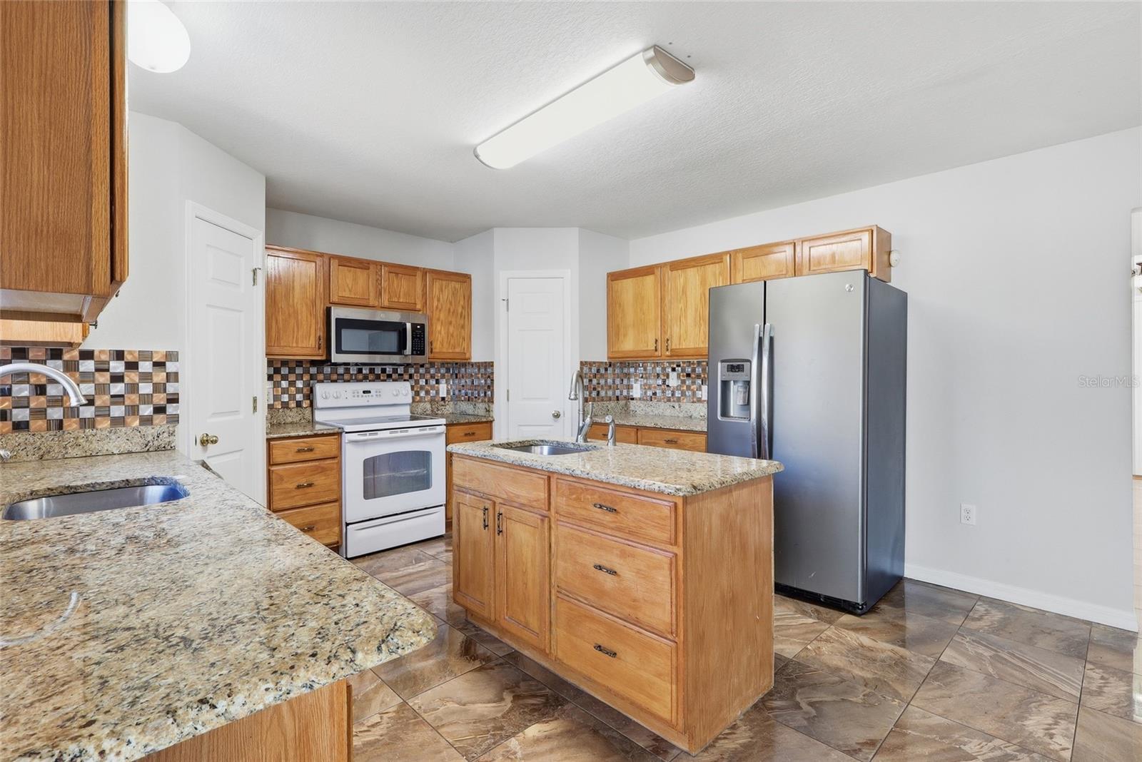 Image 9 of 33 For 5328 Michael Drive