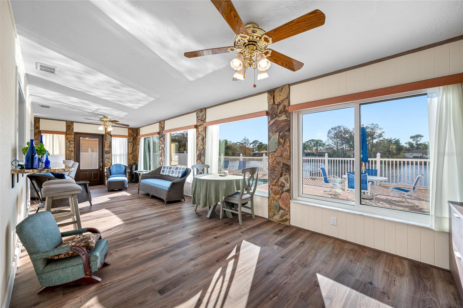 Image 12 of 67 For 1822 Winchester Road N