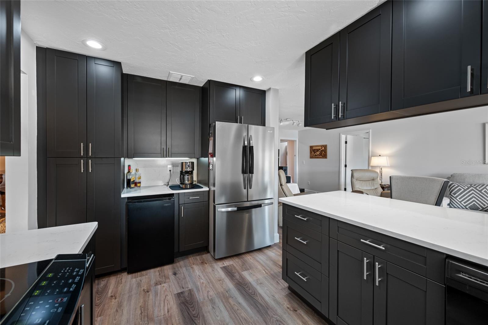 Image 20 of 67 For 1822 Winchester Road N