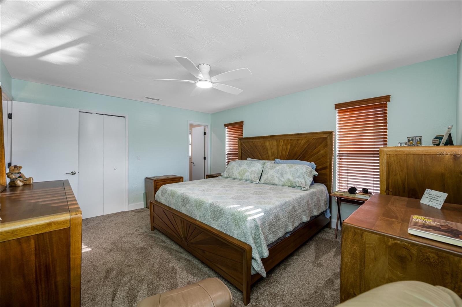 Image 38 of 67 For 1822 Winchester Road N