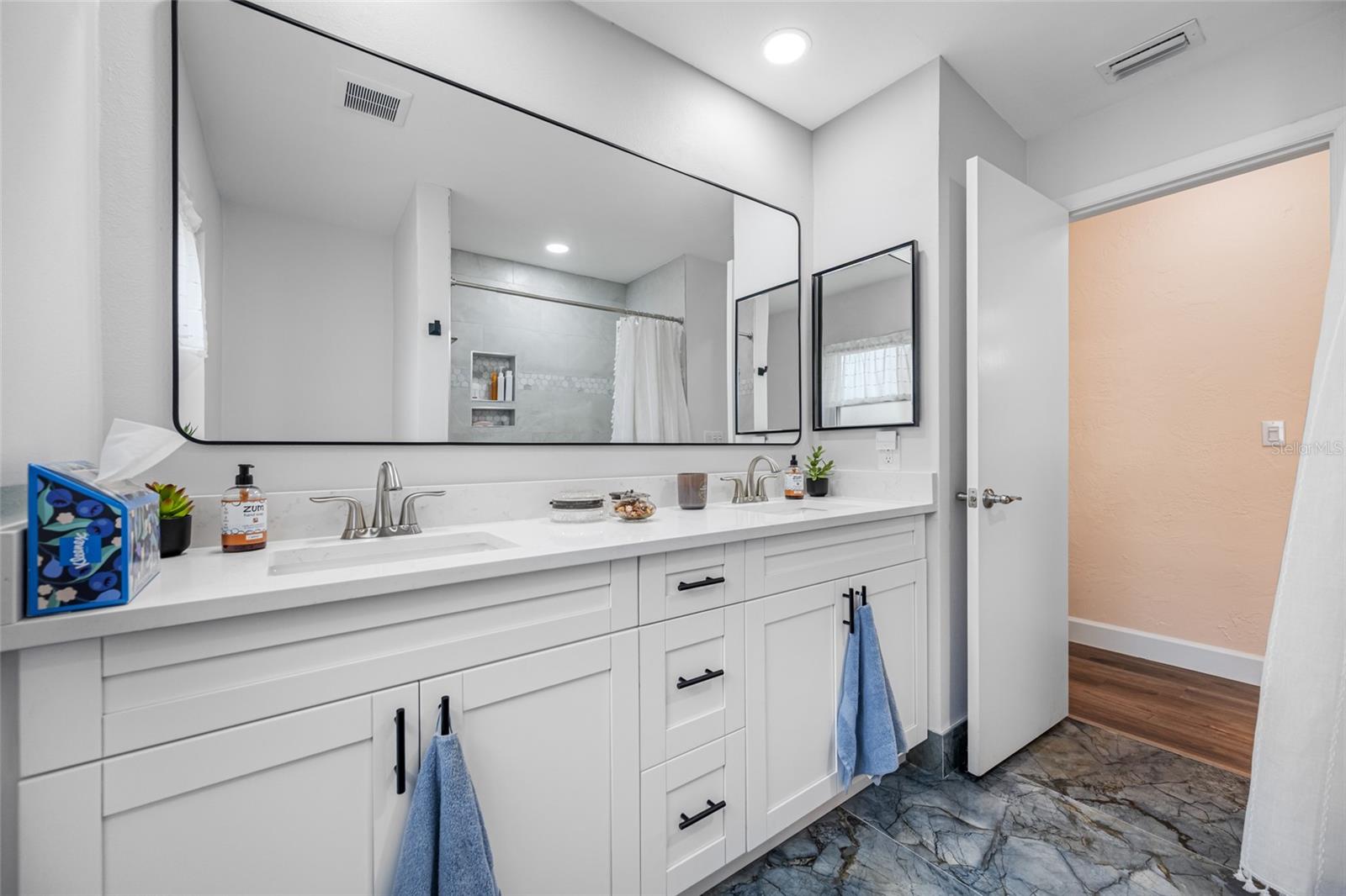 Image 46 of 67 For 1822 Winchester Road N