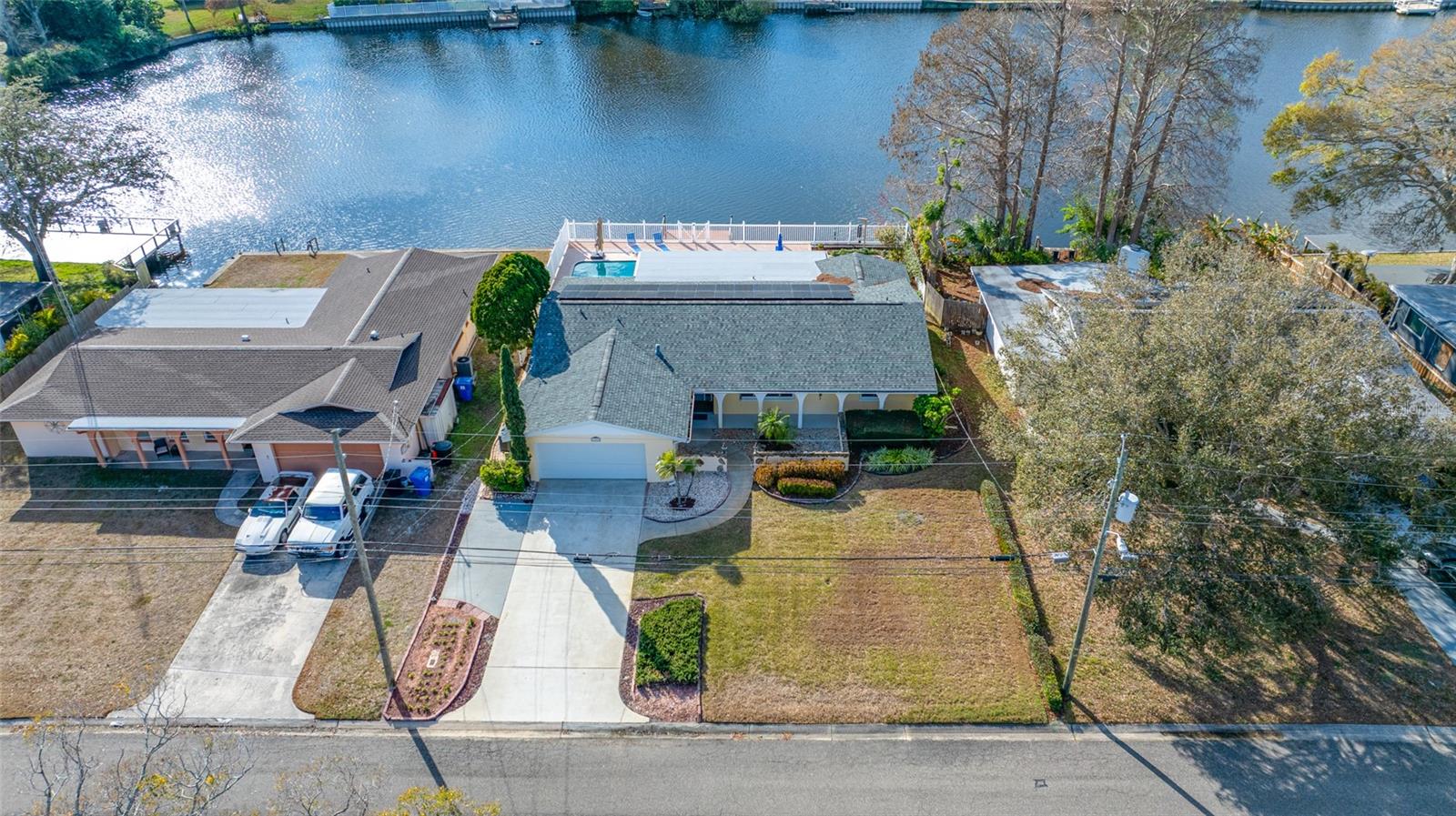 Image 65 of 67 For 1822 Winchester Road N