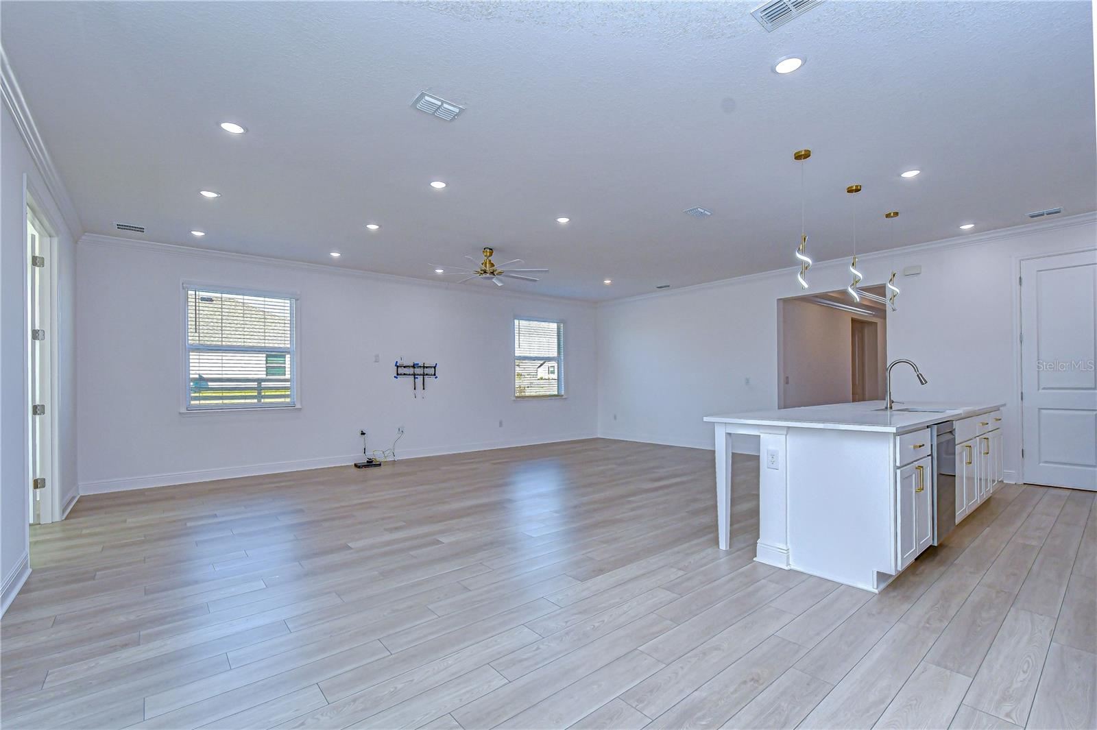 Image 24 of 55 For 10027 Dolphin Gull Circle