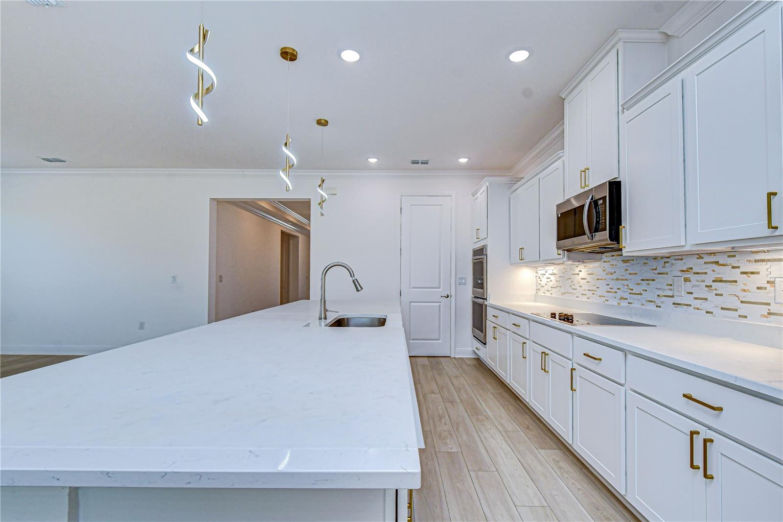 Image 25 of 55 For 10027 Dolphin Gull Circle