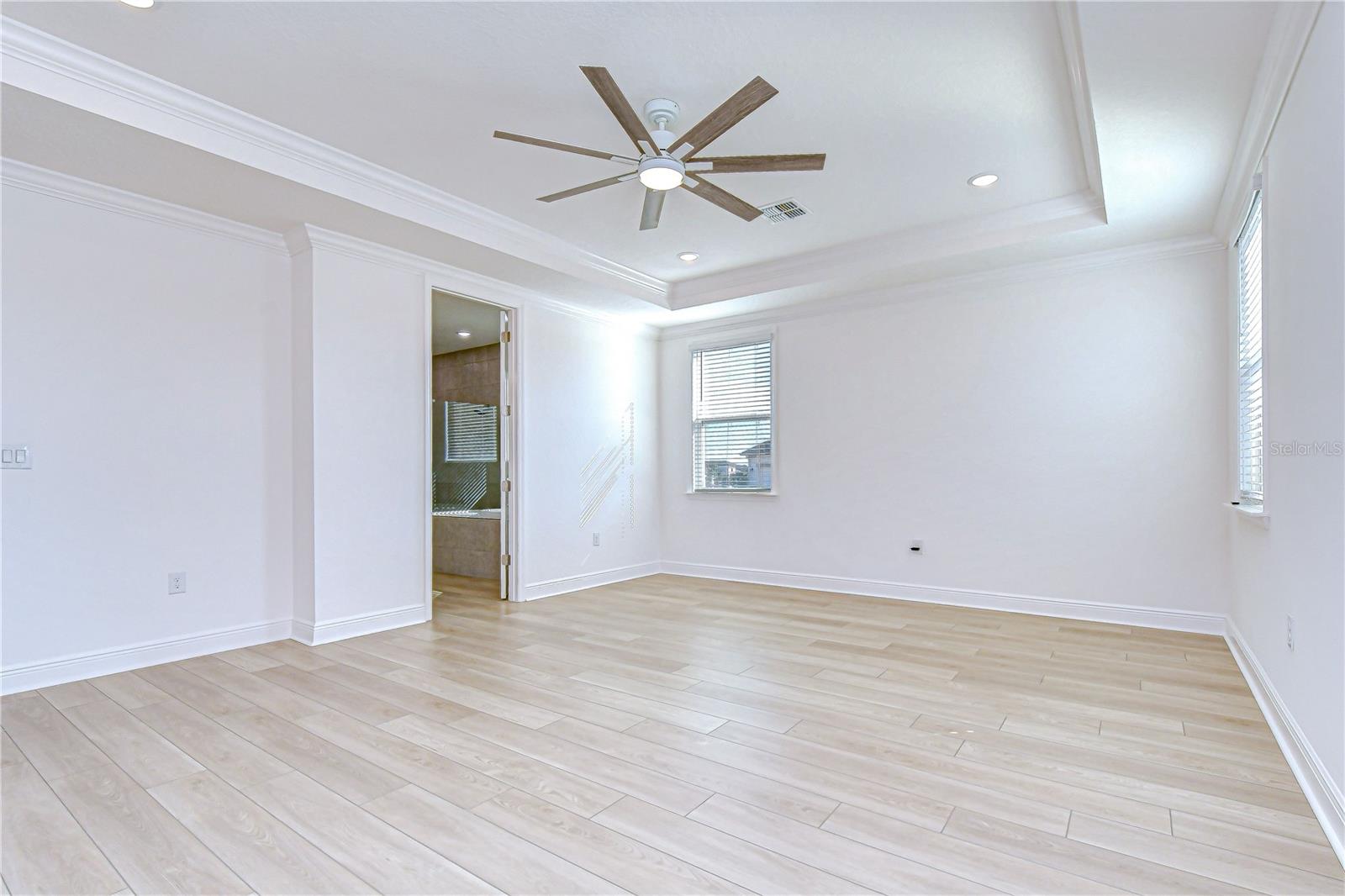 Image 37 of 55 For 10027 Dolphin Gull Circle