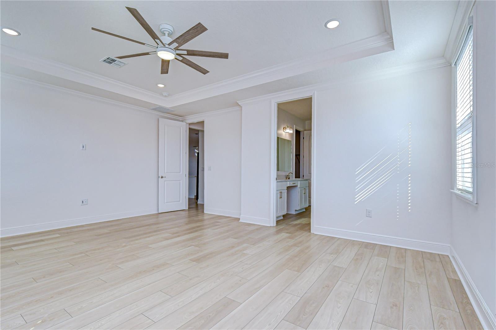 Image 38 of 55 For 10027 Dolphin Gull Circle