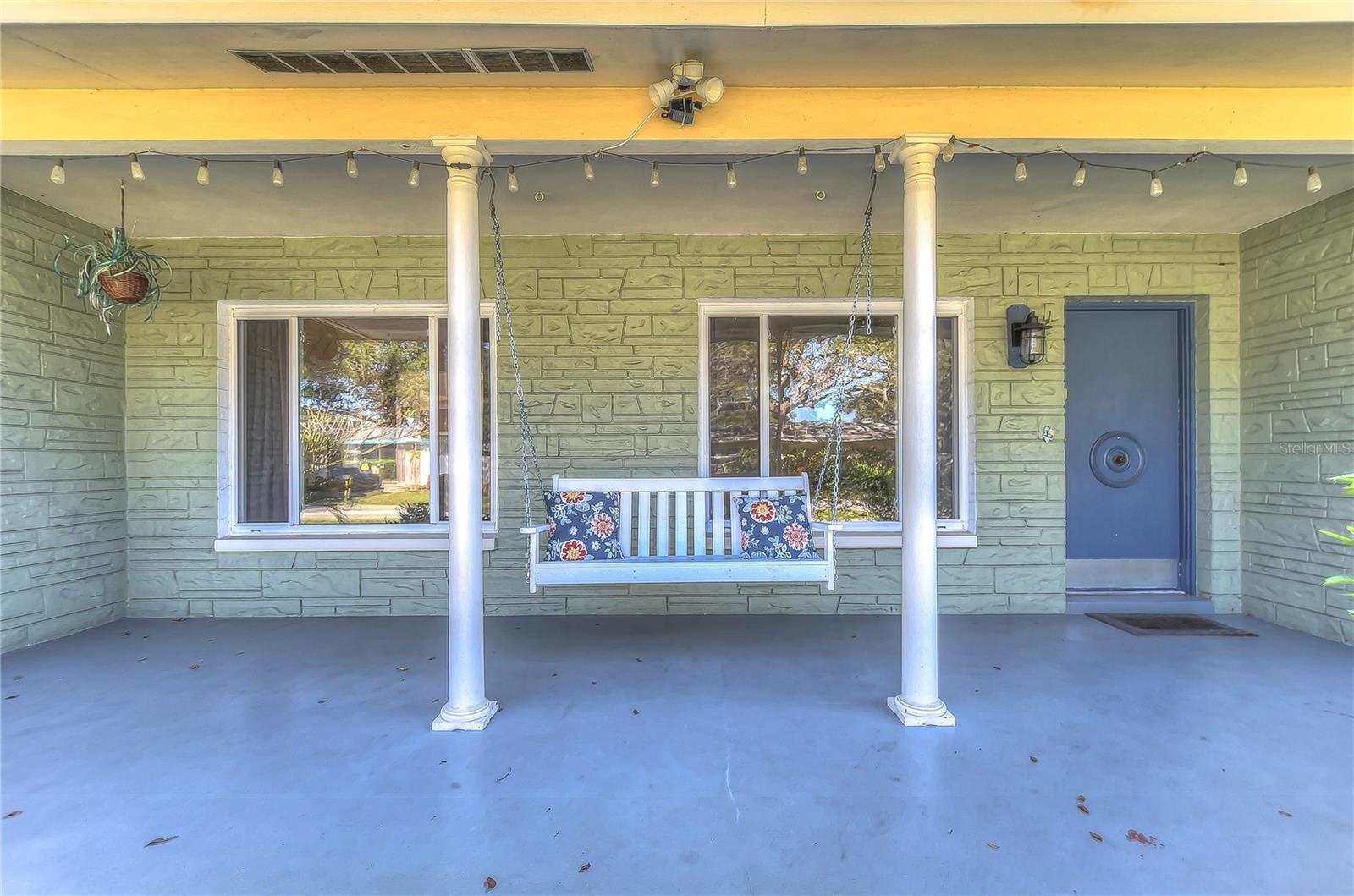 Image 2 of 37 For 5850 24th Avenue S