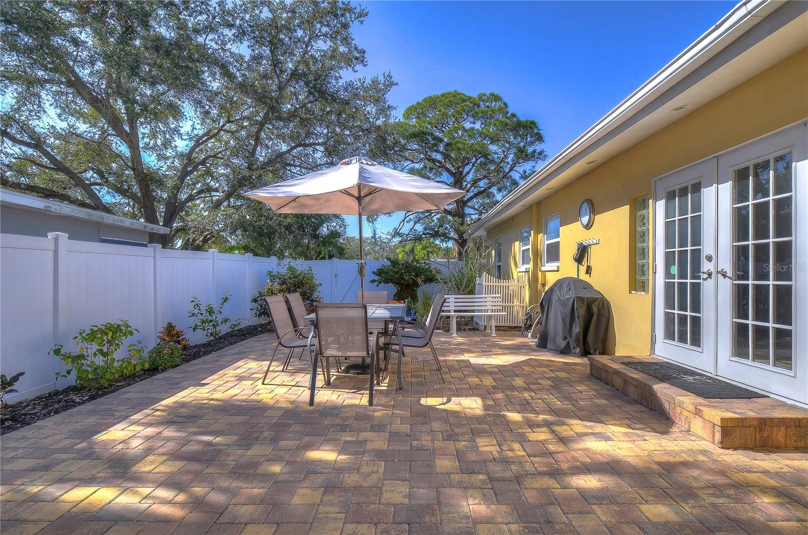 Image 30 of 37 For 5850 24th Avenue S