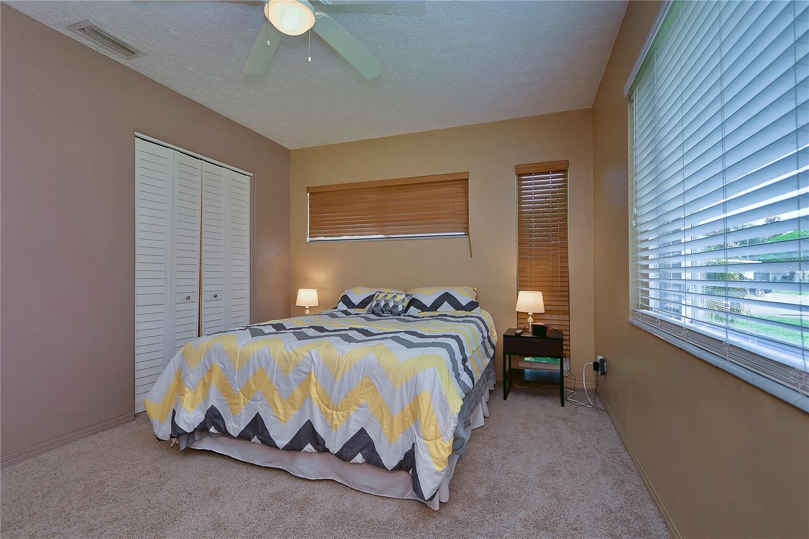 Image 8 of 37 For 5850 24th Avenue S