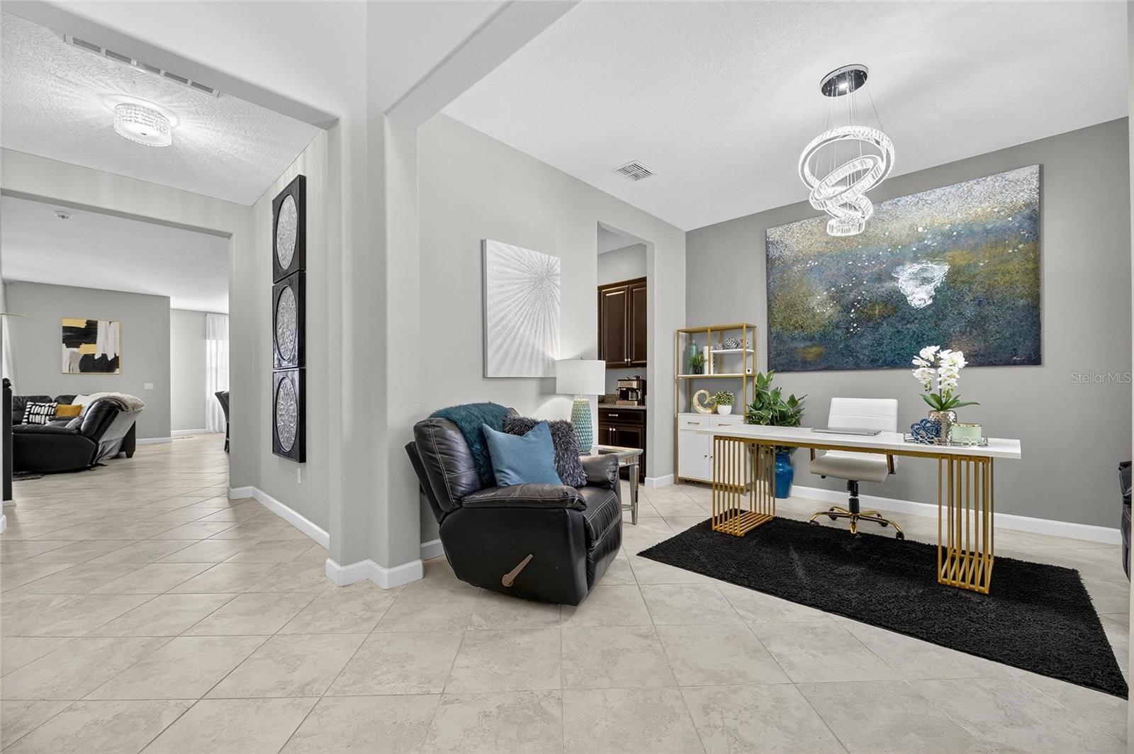 Image 11 of 100 For 9847 Sage Creek Drive